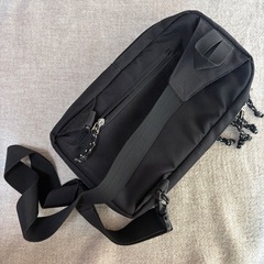 【受け渡し予定者決定済み】 MEI クロスボディ ショルダー　バッグの画像