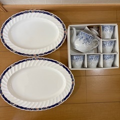 バレンチノティーセット、ノリタケ大皿2枚