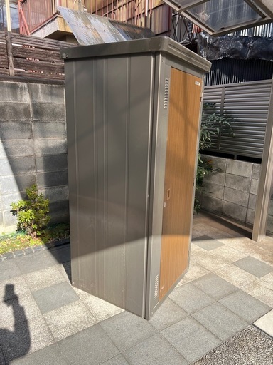 ?ヨドコウ　物置