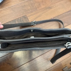 ショルダーバッグの画像