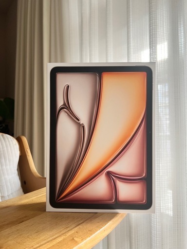【新品未開封】iPad Air 第7世代 (M3) 128GB スターライト 11インチ / 手渡し
