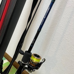 【ダイワ定番セット】エギングロッド 832M ＆ レブロス 2506H-DH（ケース付）の画像