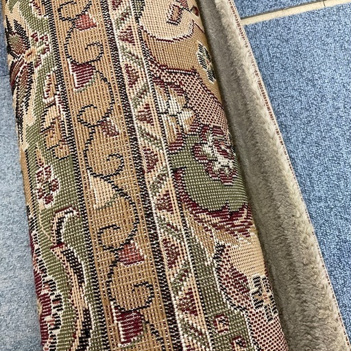 絨毯　正方形　350cm×350cm 現状品
