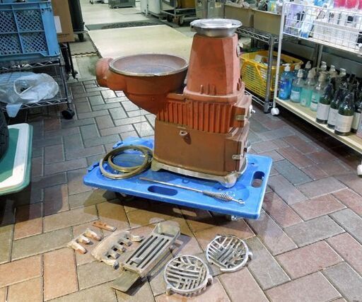 福禄/フクロク 石炭ストーブ 鋳物 レトロ アンティーク 薪ストーブ 赤レンガカラー オブジェ 当時物 新道東店