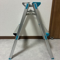 脚立 折りたたみ