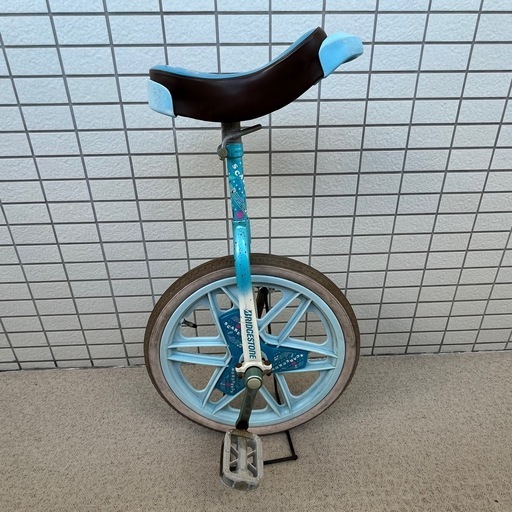 子供向け一輪車 ブリヂストン18インチ スタンド付き (one) 城北公園通
