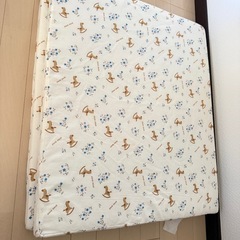 赤ちゃん布団の画像