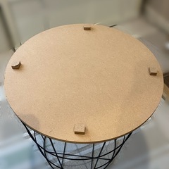 （お受け取り先決定しました）ワイヤーテーブルの画像