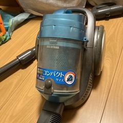 【取引完了】差し上げます　アイリスオーヤマ　サイクロン型掃除機の画像