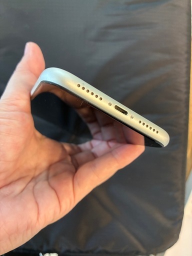 iPhone 11  /128ギガ SIMフリー　バッテリー新品交換済