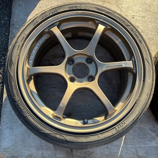 ADVAN Racing RG-2ホイール16インチ