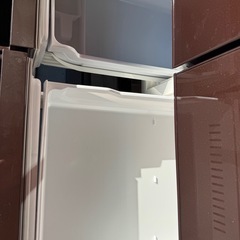 日立大型冷蔵庫612リットの画像