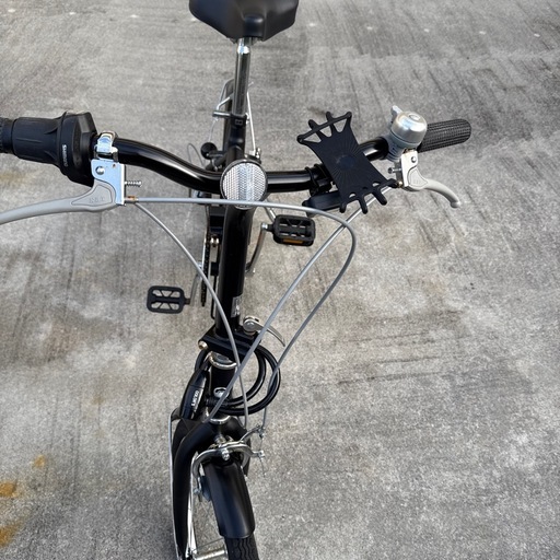 六段ギア折りたたみ自転車
