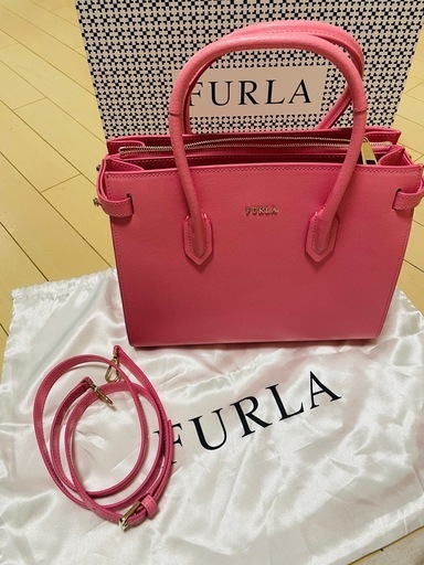 値下げ中⭐️フルラ⭐️　ハンドバッグ　ほぼ新品