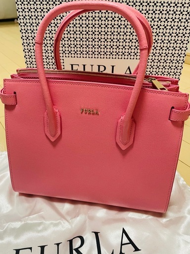 値下げ中⭐️フルラ⭐️　ハンドバッグ　ほぼ新品