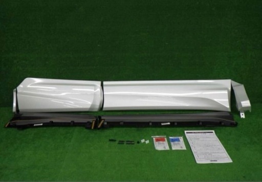 モデリスタ カローラクロス ZVG11/ZVG15/ZSG10 右サイドスカート 未使用品 COROLLA CROSS