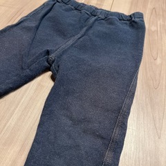 【美品】UNIQLOレギンスパンツ100cmの画像