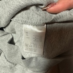 グレー トレーナー L サイズの画像