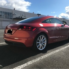 アウディ  tt 車検長い　平成24年式　車体の画像