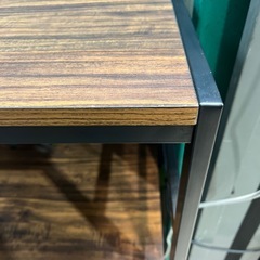 4段ラックの画像