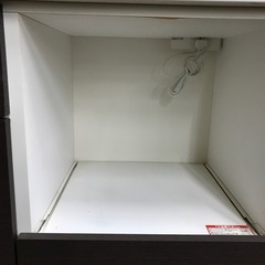 ジャングルジャングル貝塚店　食器棚　ブラウン　ダークブラウン　茶色　3枚扉　引き出し　コンセント　磨りガラス　中古　貝塚市　二色浜の画像