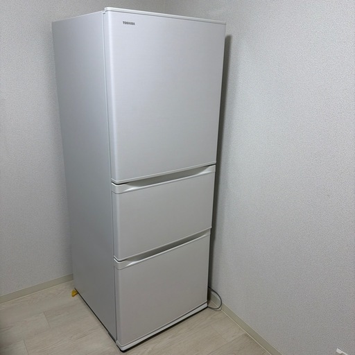TOSHIBA
