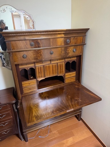 アンティーク家具