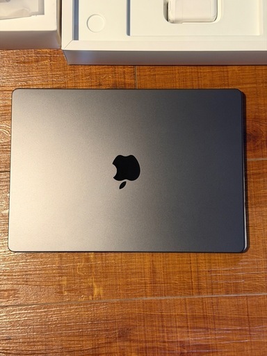 2026年3月13日まで保証) Apple MacBook Pro M4 スペースグレイ 14インチ