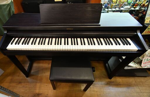 ●近郊格安配送(^^♪●ローランド　電子ピアノ　RP701　中古品●相模原　横浜　神奈川●
