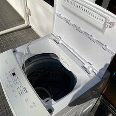 アイリスオーヤマ 5kg　洗濯機 IAW-T503E 2022年製の画像