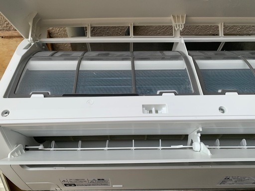エアコン本体　福岡市内取付料金込み　ヤマダ電機オリジナル　リエア　2022年　6-8畳