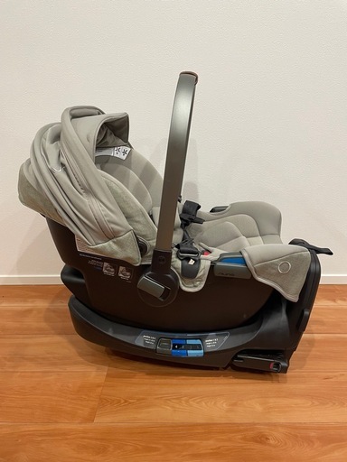 pipa™ rx + pipa relx base™ (nuna チャイルドシート)
