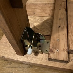 DIY キャンプテーブル 折りたたみ式 1×4材｜ワトコオイル仕上げ｜ビンテージ風の画像