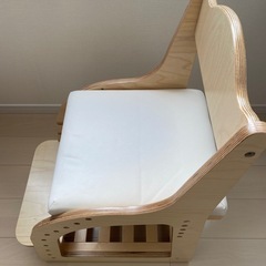 ベビーチェアの画像