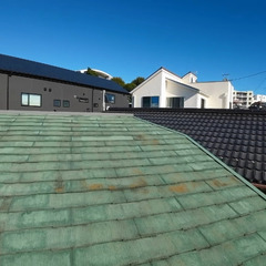 屋根・外装の目視点検を小型ドローンで安全に行います