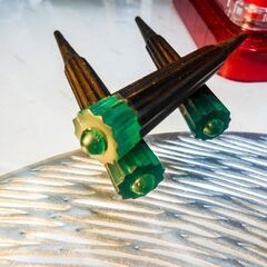 2.990円　沖縄三線専用　翡翠風カラクイ三本セット　三線は別売りですの画像