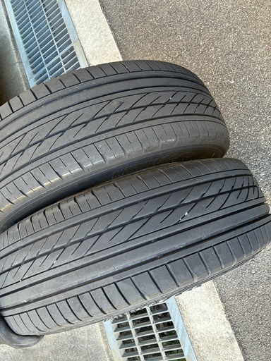 ハイエース用タイヤ、ホイルセット　215/60/17　
