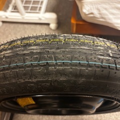 ダイハツ　スペアタイヤ　セットの画像