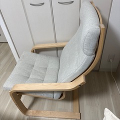 IKEA ポエングアームチェアの画像