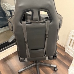 ゲーミングチェアの画像