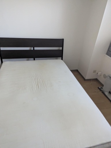 IKEA ダブルベッド