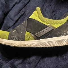 adidasスニーカーの画像