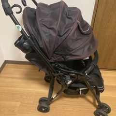 Combiベビーカー
の画像