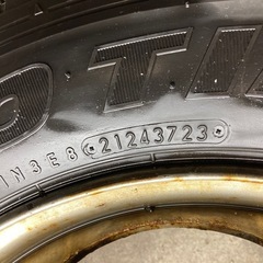 トラック用スタッドレスタイヤトラック用の画像