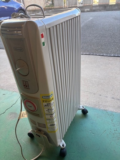 Delonghi デロンギ 081321TEC 8枚フィン オイルヒーター 1300W 3～9畳
