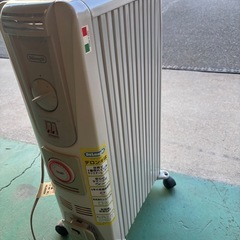 Delonghi デロンギ 081321TEC 8枚フィン オイルヒーター 1300W 3～9畳の画像