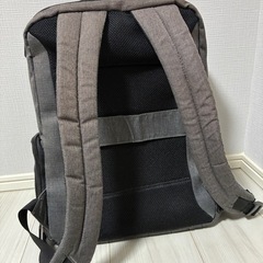 Xiaomi シャオミ グレー 合成皮革リュックの画像