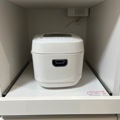 【引越しのため】白 収納棚    キッチン・食器棚にの画像