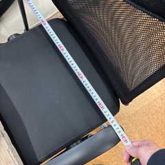 机、ソファ、ヨギボークッション、椅子の画像