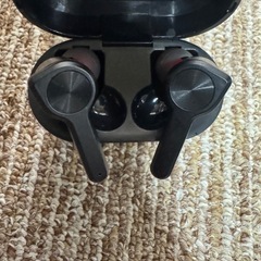 ワイヤレスイヤホンの画像